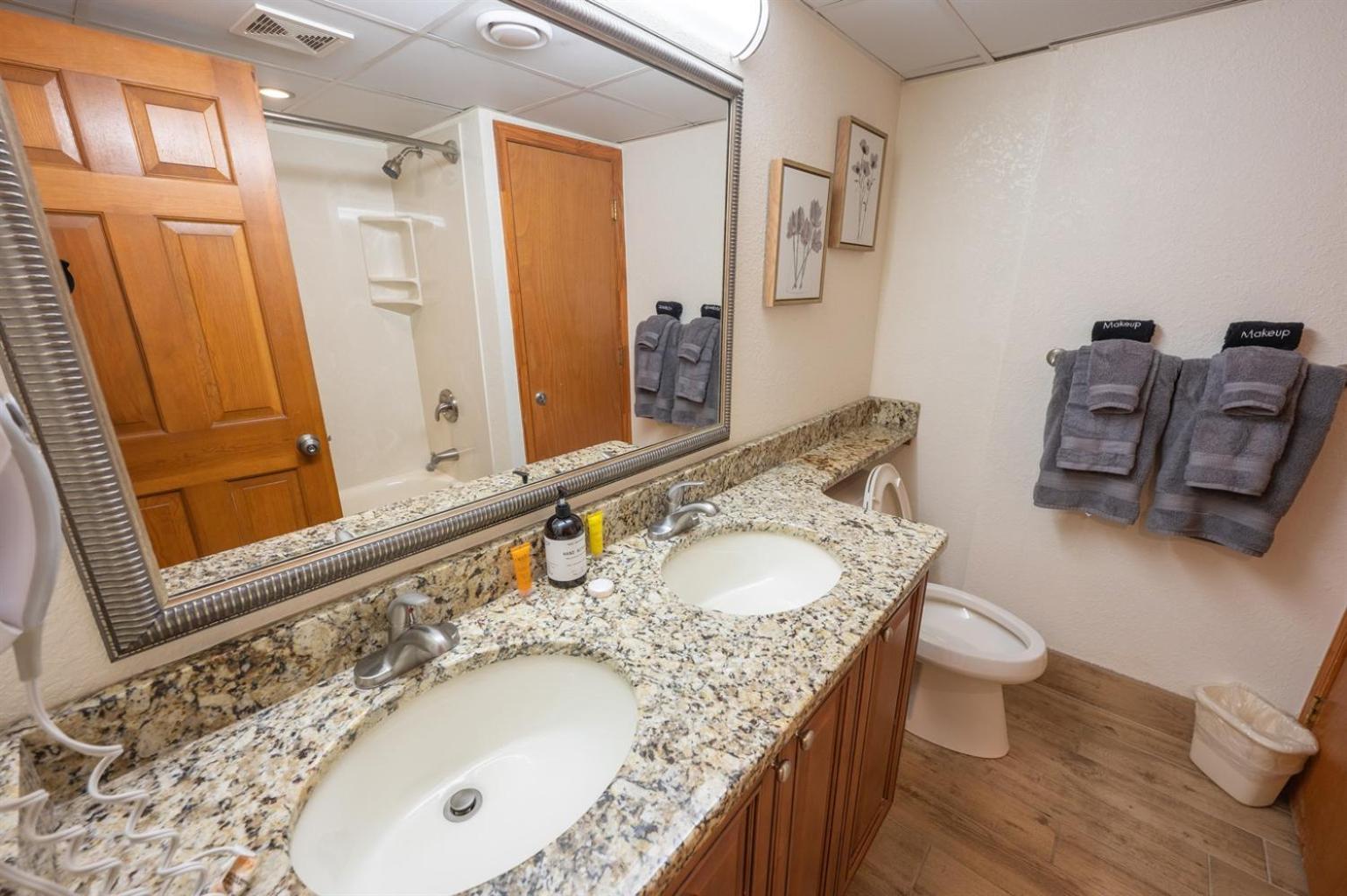 New Remodeled Direct Oceanfront Views Beach Cove شاطئ ميرتل المظهر الخارجي الصورة
